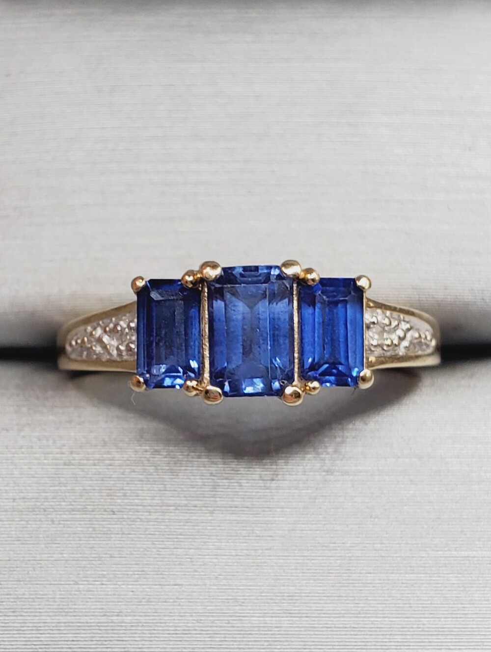 10k Solid Yellow Gold Ring with Three Blue Sapphire Radiant Cut Stones - Picture 11 of 11